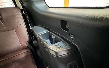 Toyota Land Cruiser Prado, 2025 год, 10 500 000 рублей, 15 фотография