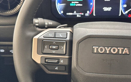 Toyota Land Cruiser Prado, 2025 год, 10 500 000 рублей, 22 фотография