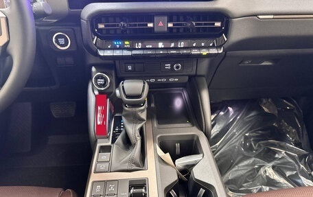 Toyota Land Cruiser Prado, 2025 год, 10 500 000 рублей, 19 фотография