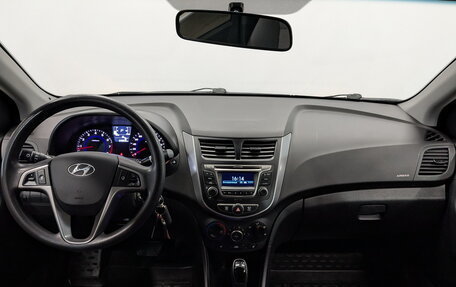 Hyundai Solaris II рестайлинг, 2016 год, 1 250 000 рублей, 16 фотография