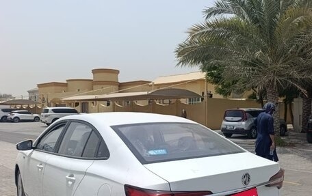 MG 5, 2022 год, 1 370 000 рублей, 4 фотография