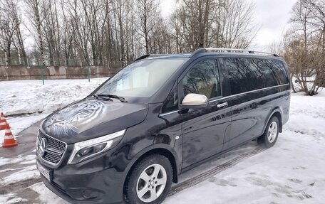 Mercedes-Benz Vito, 2017 год, 2 990 000 рублей, 2 фотография