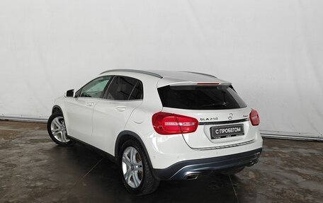 Mercedes-Benz GLA, 2016 год, 1 898 000 рублей, 4 фотография