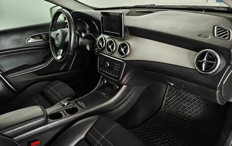 Mercedes-Benz GLA, 2016 год, 1 898 000 рублей, 9 фотография