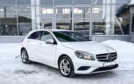 Mercedes-Benz A-Класс, 2014 год, 1 500 000 рублей, 4 фотография