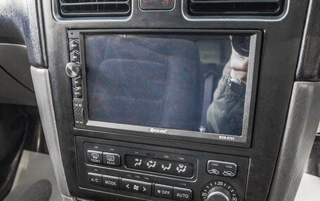 Toyota Caldina, 2001 год, 649 000 рублей, 17 фотография