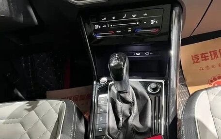 Volkswagen Touran III, 2023 год, 1 900 000 рублей, 17 фотография