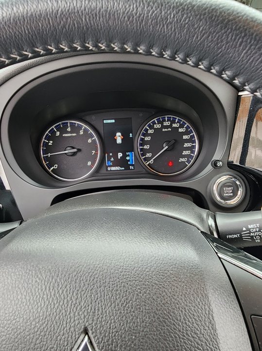 Mitsubishi Outlander III рестайлинг 3, 2021 год, 3 350 000 рублей, 4 фотография