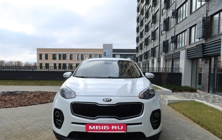 KIA Sportage IV рестайлинг, 2018 год, 2 300 000 рублей, 7 фотография