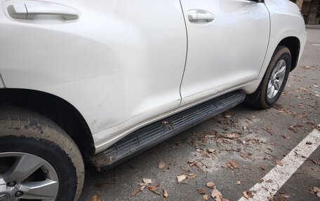 Toyota Land Cruiser Prado 150 рестайлинг 2, 2020 год, 4 300 000 рублей, 1 фотография