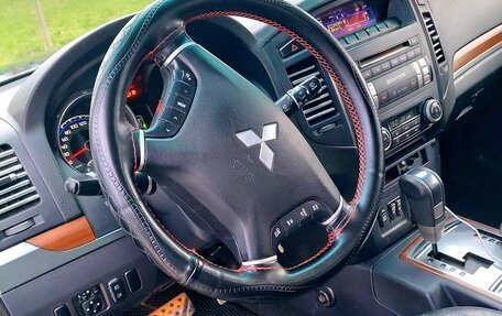 Mitsubishi Pajero IV, 2008 год, 1 500 000 рублей, 7 фотография