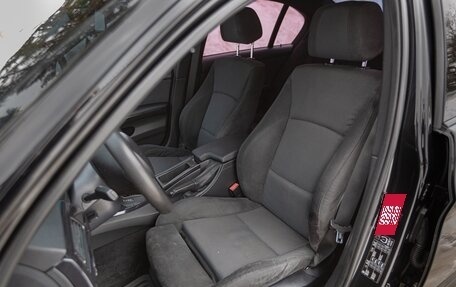 BMW 3 серия, 2010 год, 1 450 000 рублей, 13 фотография