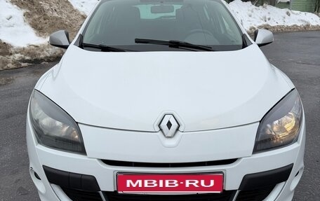 Renault Megane III, 2011 год, 590 000 рублей, 2 фотография
