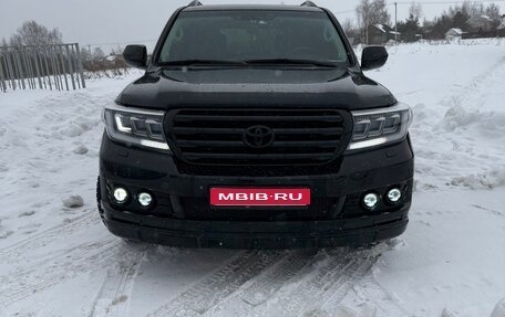 Toyota Land Cruiser 200, 2010 год, 2 500 000 рублей, 1 фотография