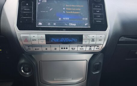 Toyota Land Cruiser Prado 150 рестайлинг 2, 2020 год, 4 300 000 рублей, 6 фотография