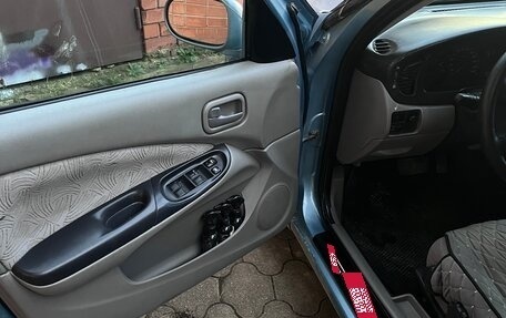 Nissan Almera, 2001 год, 250 000 рублей, 7 фотография