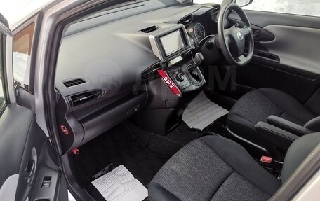 Toyota Wish II, 2012 год, 1 550 000 рублей, 8 фотография