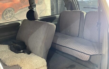 Toyota Estima III рестайлинг -2, 1995 год, 280 000 рублей, 8 фотография