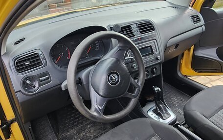 Volkswagen Polo VI (EU Market), 2019 год, 530 000 рублей, 17 фотография