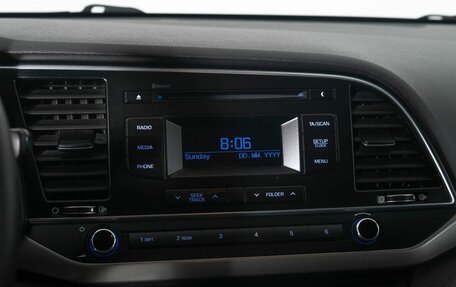 Hyundai Elantra VI рестайлинг, 2016 год, 1 394 000 рублей, 10 фотография