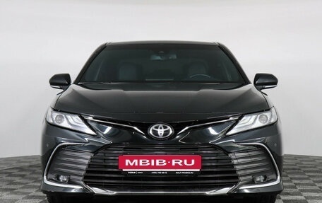 Toyota Camry, 2023 год, 3 697 000 рублей, 2 фотография