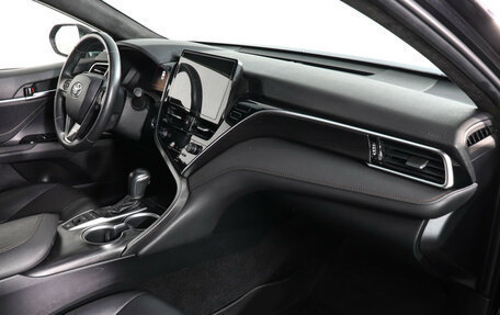 Toyota Camry, 2023 год, 3 697 000 рублей, 10 фотография