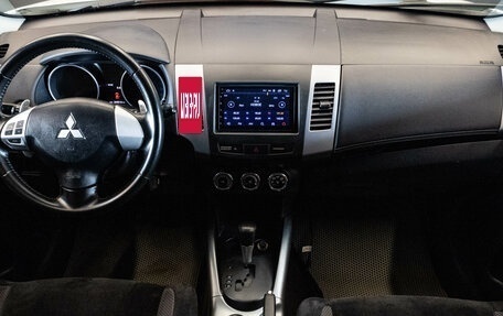 Mitsubishi Outlander III рестайлинг 3, 2010 год, 1 149 000 рублей, 5 фотография