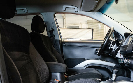 Mitsubishi Outlander III рестайлинг 3, 2010 год, 1 149 000 рублей, 12 фотография