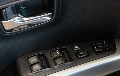 Mitsubishi Outlander III рестайлинг 3, 2010 год, 1 149 000 рублей, 13 фотография