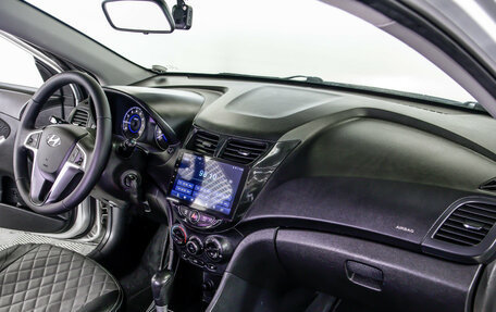 Hyundai Solaris II рестайлинг, 2011 год, 528 000 рублей, 7 фотография