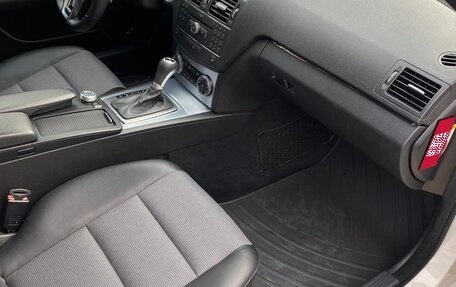 Mercedes-Benz C-Класс, 2008 год, 1 300 000 рублей, 8 фотография