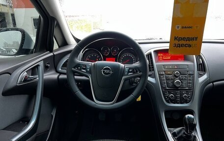 Opel Astra J, 2011 год, 789 000 рублей, 16 фотография