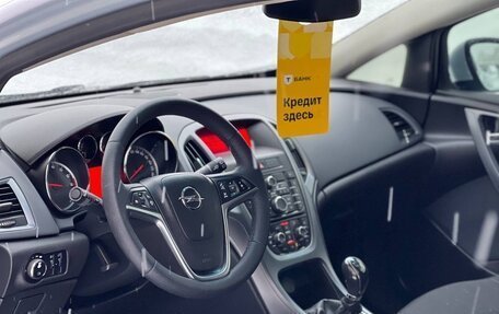 Opel Astra J, 2011 год, 789 000 рублей, 22 фотография