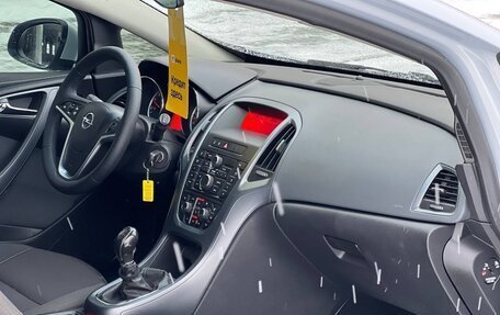 Opel Astra J, 2011 год, 789 000 рублей, 15 фотография