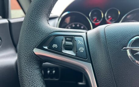 Opel Astra J, 2011 год, 789 000 рублей, 28 фотография