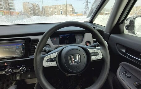 Honda Fit, 2020 год, 1 850 000 рублей, 8 фотография