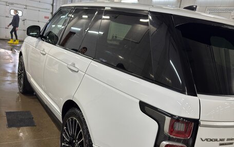 Land Rover Range Rover IV рестайлинг, 2019 год, 9 000 000 рублей, 2 фотография