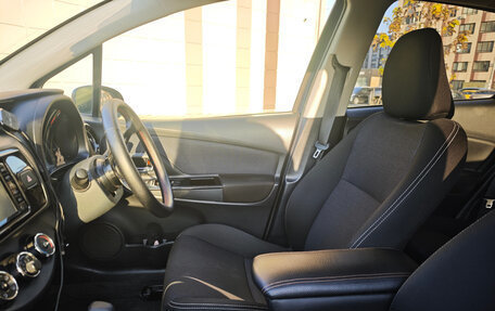 Toyota Vitz, 2018 год, 900 000 рублей, 8 фотография