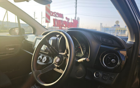 Toyota Vitz, 2018 год, 900 000 рублей, 11 фотография