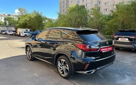 Lexus RX IV рестайлинг, 2016 год, 5 300 000 рублей, 3 фотография