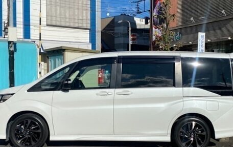 Honda Stepwgn IV, 2022 год, 2 150 000 рублей, 7 фотография