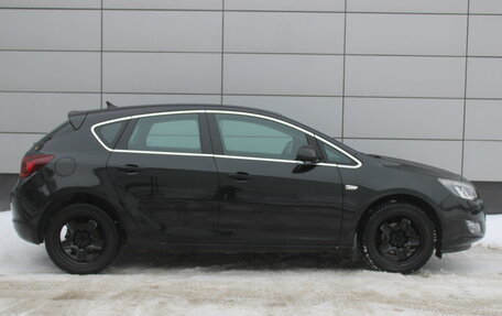 Opel Astra J, 2011 год, 648 000 рублей, 5 фотография