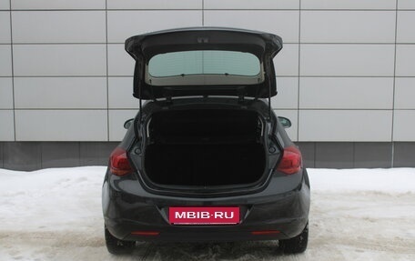 Opel Astra J, 2011 год, 648 000 рублей, 13 фотография