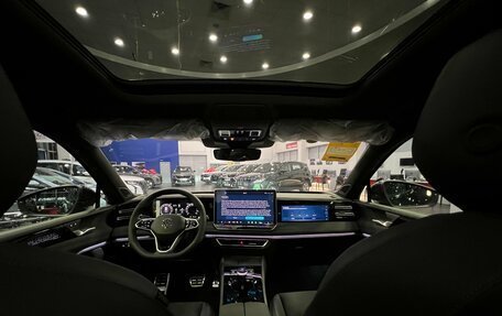 Volkswagen Tiguan, 2025 год, 4 600 000 рублей, 20 фотография