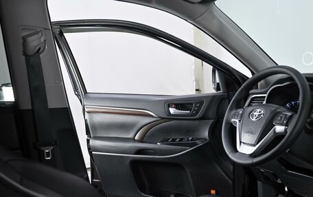 Toyota Highlander III, 2014 год, 2 499 000 рублей, 8 фотография