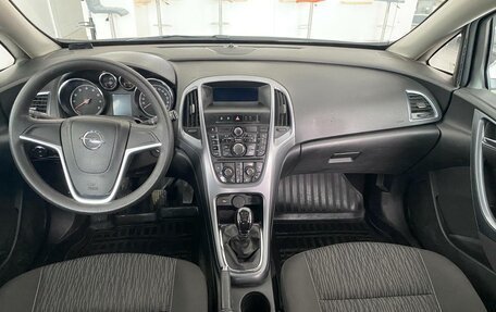 Opel Astra J, 2014 год, 580 000 рублей, 11 фотография