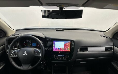 Mitsubishi Outlander III рестайлинг 3, 2013 год, 1 230 000 рублей, 5 фотография