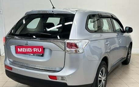 Mitsubishi Outlander III рестайлинг 3, 2013 год, 1 230 000 рублей, 4 фотография