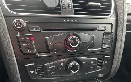 Audi A4, 2011 год, 865 000 рублей, 24 фотография