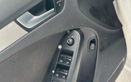 Audi A4, 2011 год, 865 000 рублей, 26 фотография